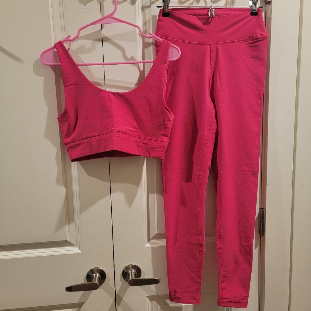 Firm✅️ 2pcs Set Women's Pink Activewear Set